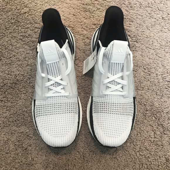 NWT ADIDAS ULTRABOOST 19 - Picture 2 of 6